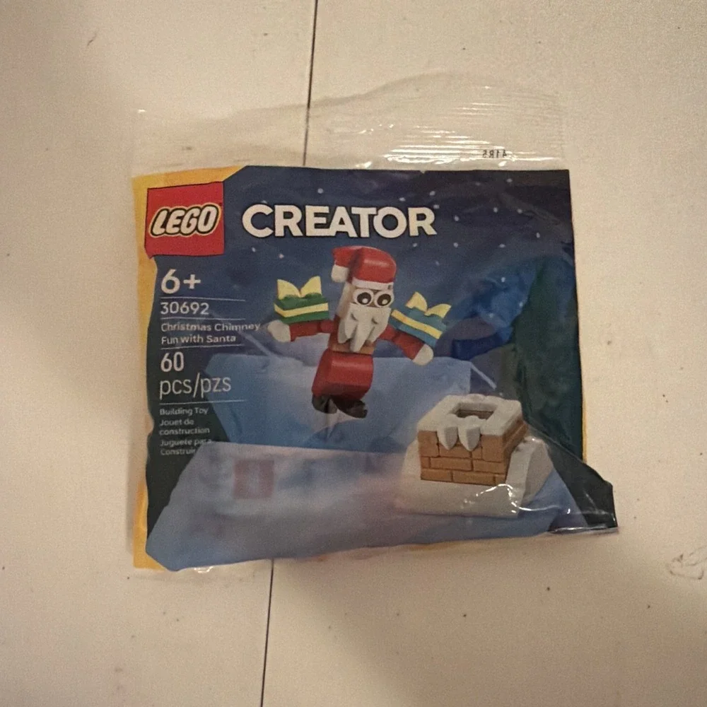 LEGO Creator Christmas Chimney Fun with Santa 30692 Polybag 60 pcs NEW